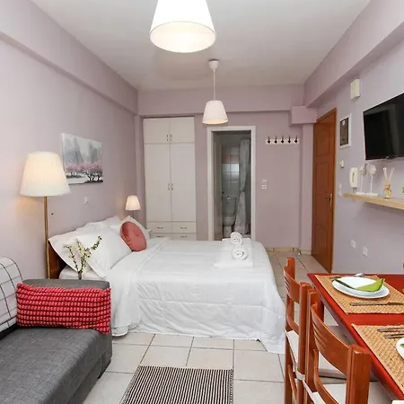 Ferienwohnung Κεντρικό Κομψό Ήσυχο Στούντιο. Amfissa Exterior foto
